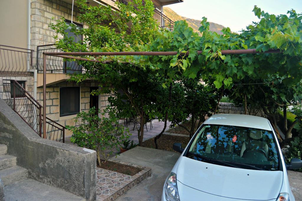 Apartments Bucin Kotor Exterior photo